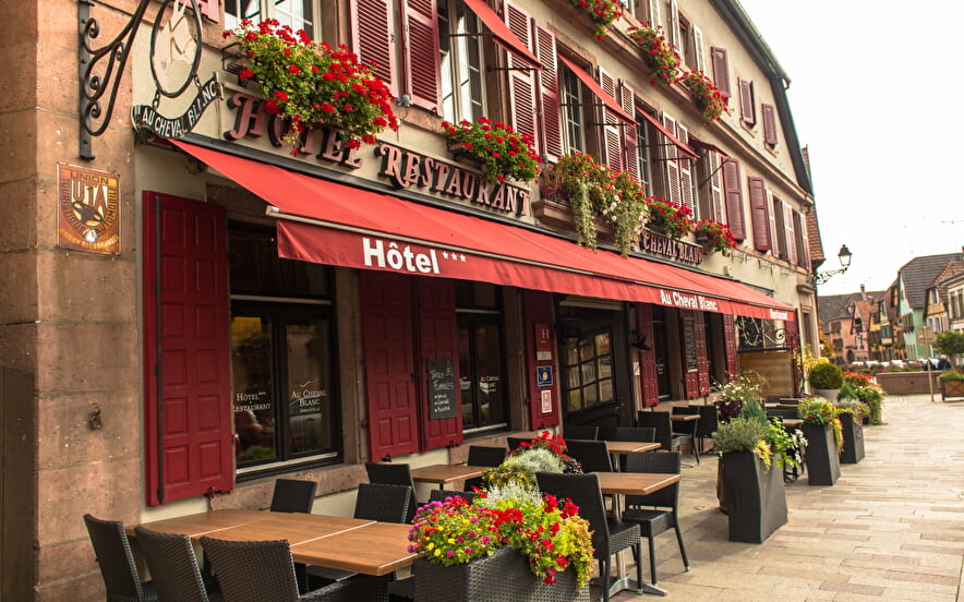 Hotel (Restaurant) Au Cheval Blanc