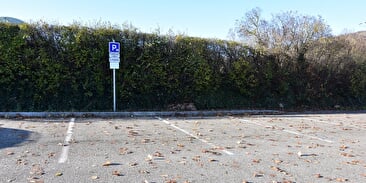 Stellplatz für Wohnmobile - Salle des Fêtes