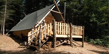 LES CABANES DU LAC DE PIERRE PERCÉE - LA TENTE DU TRAPPEUR