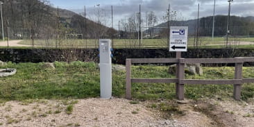 WOHNWAGEN PARKPLATZ IM RUPT-SUR-MOSELLE