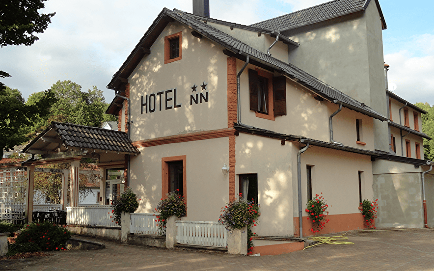 HÔTEL L'AUBERGE DES MÉSANGES