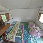Nuit insolite aux 1000 étangs (caravane seventies)